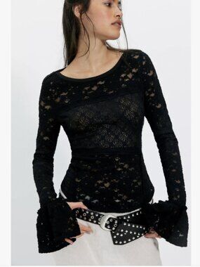 Like New Free People Lace Long sleeve with Bell Sleeves - Small - Retail $119
